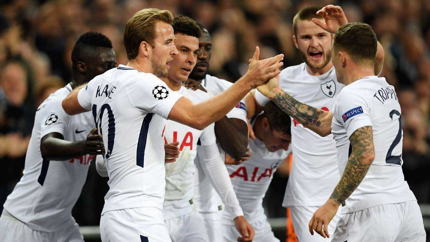 关于斯托克城客场不败,与对手握手言和的信息