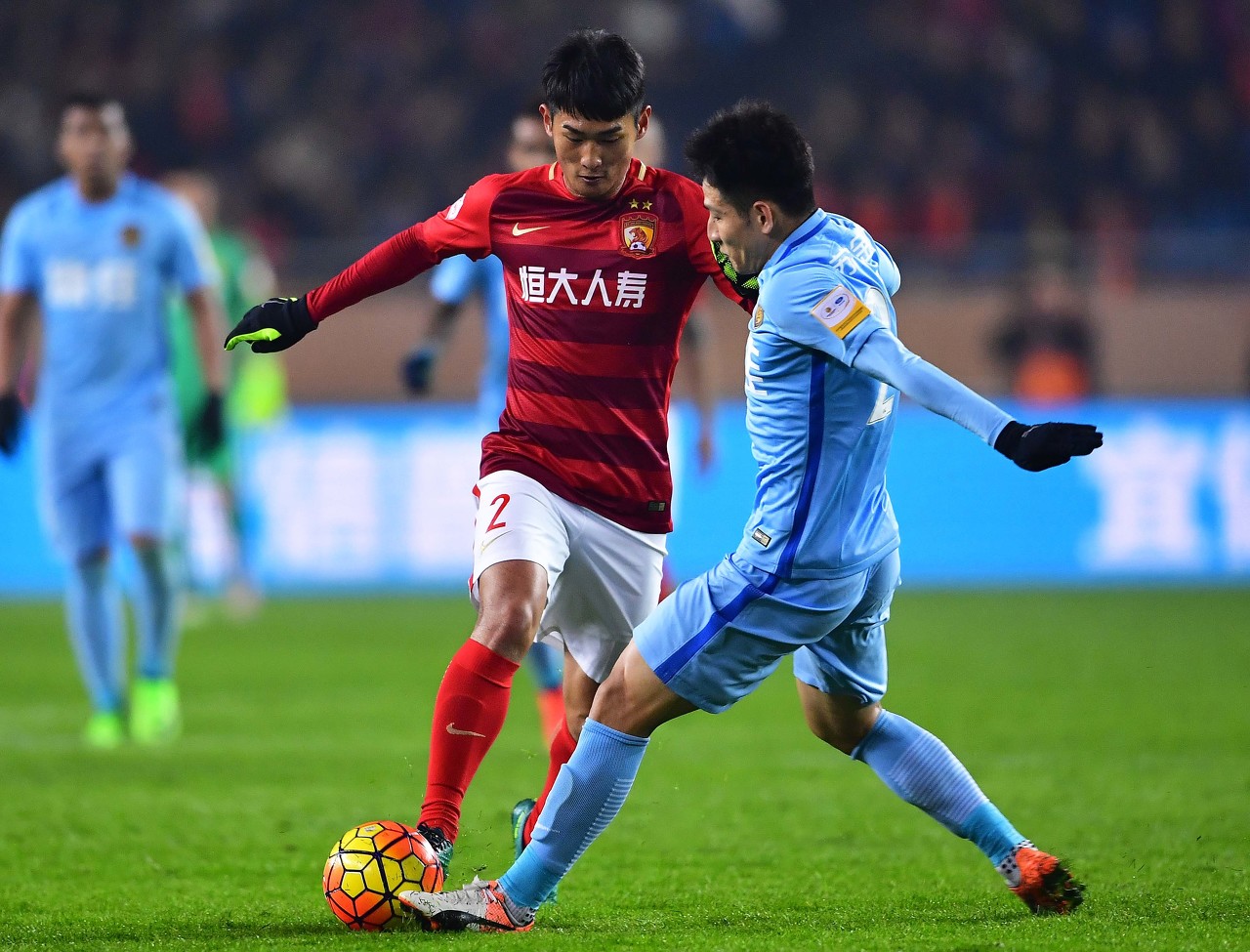 恒大主场战平,球队表现令人期待 恒大主场战平,球队表现令人期待