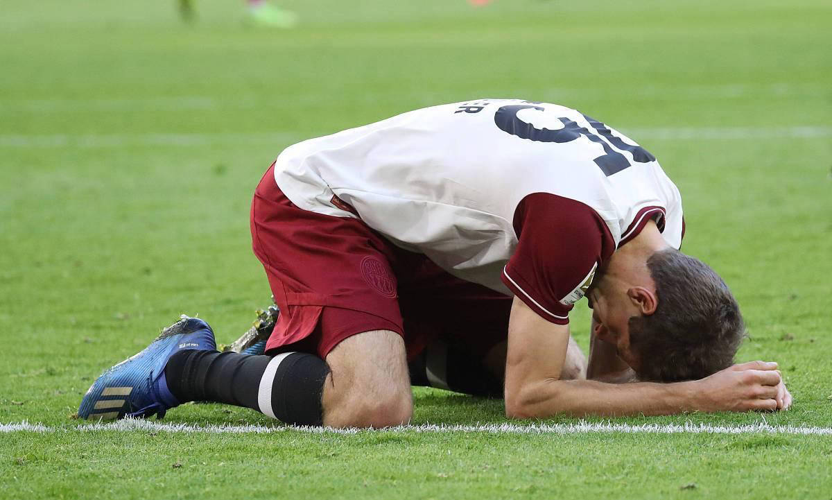 法兰克福上轮比赛主场失利,急需调整的简单介绍