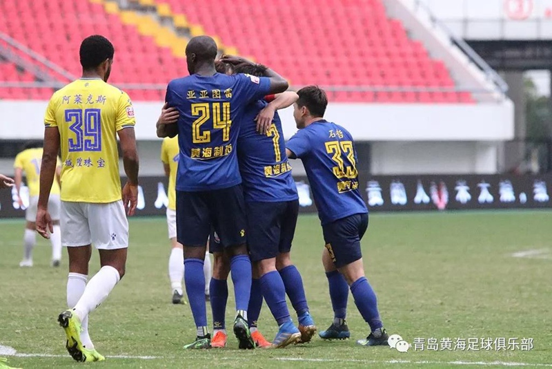 青岛黄海训练有方,技战术展现出色的简单介绍