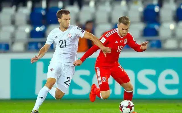 包含克罗地亚客场战平芬兰，晋级形势岌岌可危的词条