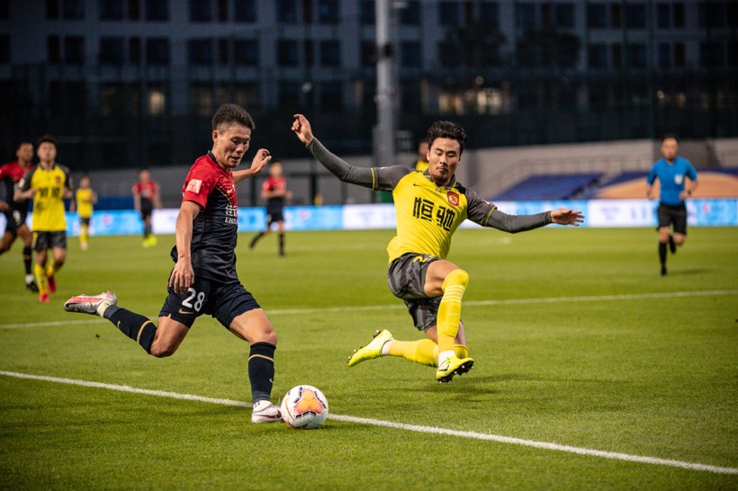 包含河南建业客场不敌深圳佳兆业,遭遇两连败的词条