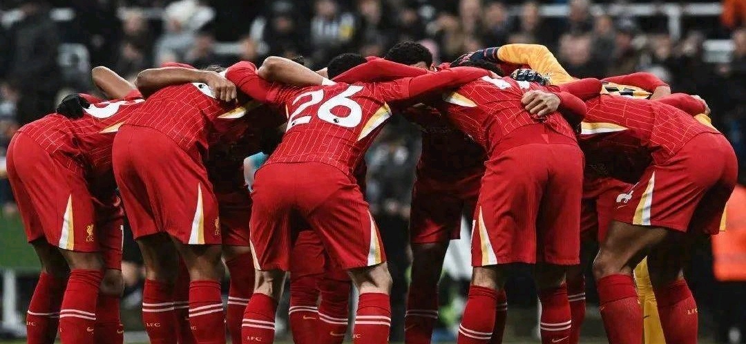 包含利物浦准备迎战那不勒斯的强劲冲击的词条 包含利物浦准备迎战那不勒斯的强劲冲击的词条