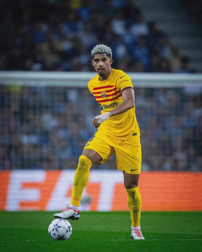 格拉纳达球员状态亮眼，球队备战精力充沛的简单介绍