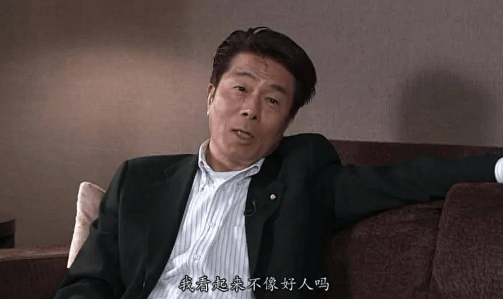 包含自由人得分频频，场上风云捕捉人心的词条