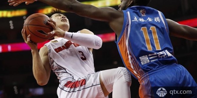 广州队连胜,领先半决赛取得优势 广州队连胜,领先半决赛取得优势