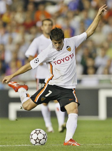 关于瓦伦西亚寻求引进前锋,提升球队前场攻击力的信息