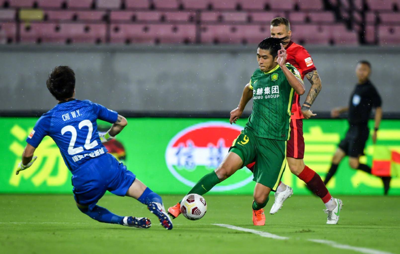 抢点必杀锋无敌，射门轨迹无懈可击的简单介绍