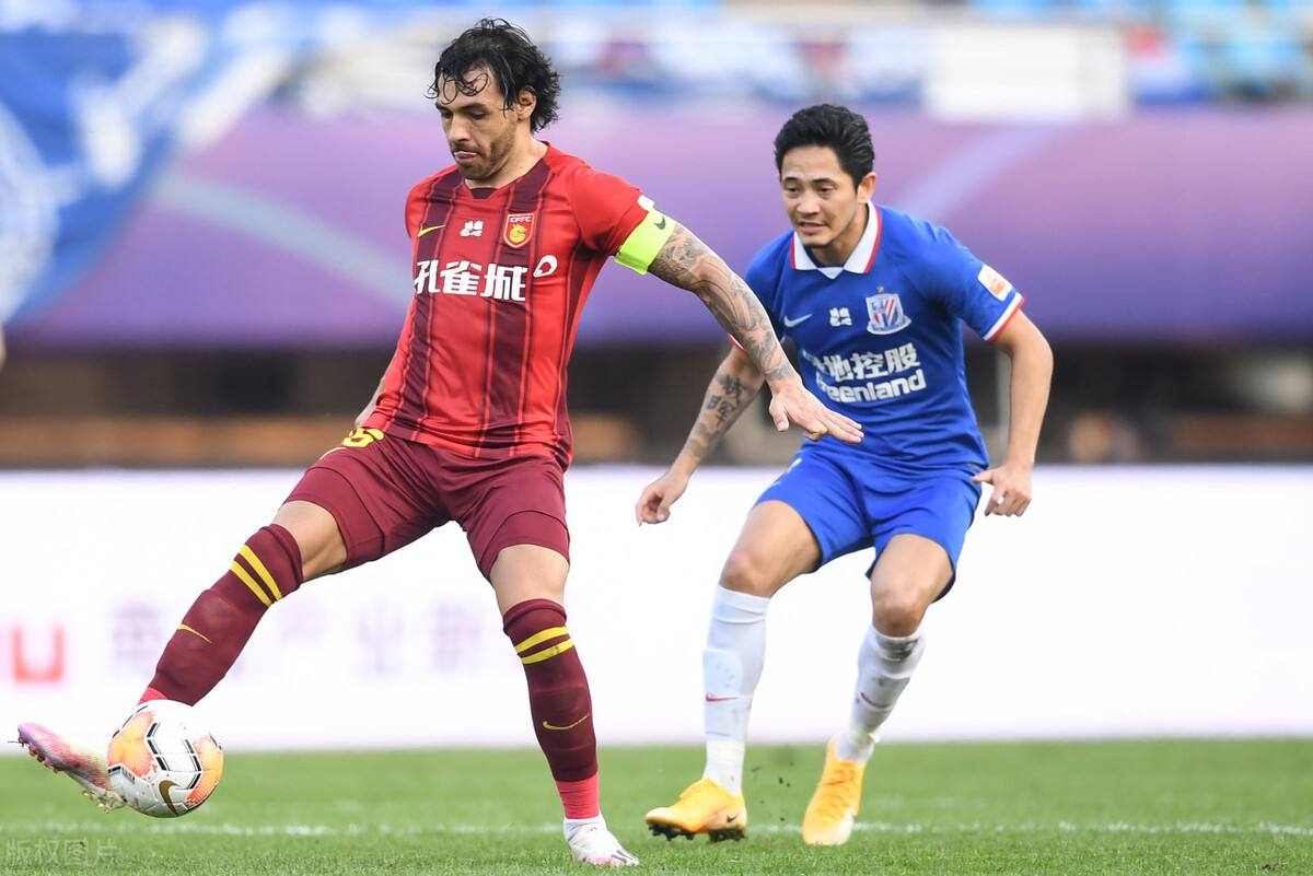 关于恒大客场大胜，高拉特戴帽梅开二度，巴斯蒂安盛赞球队表现的信息