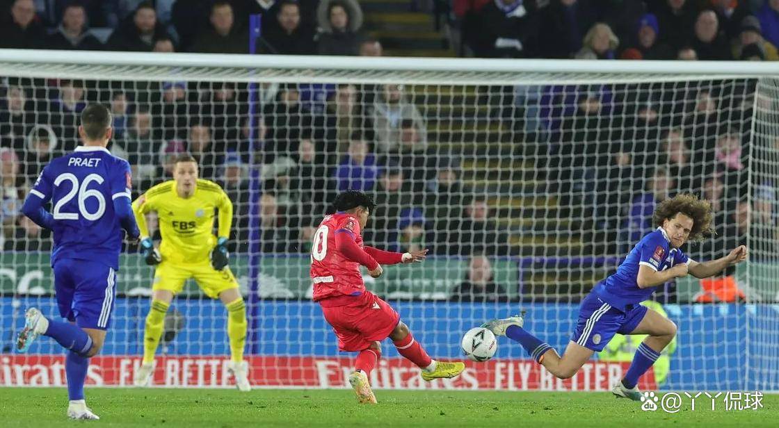 莱斯特城客场不敌对手,遭受挫败 莱斯特城客场不敌对手,遭受挫败