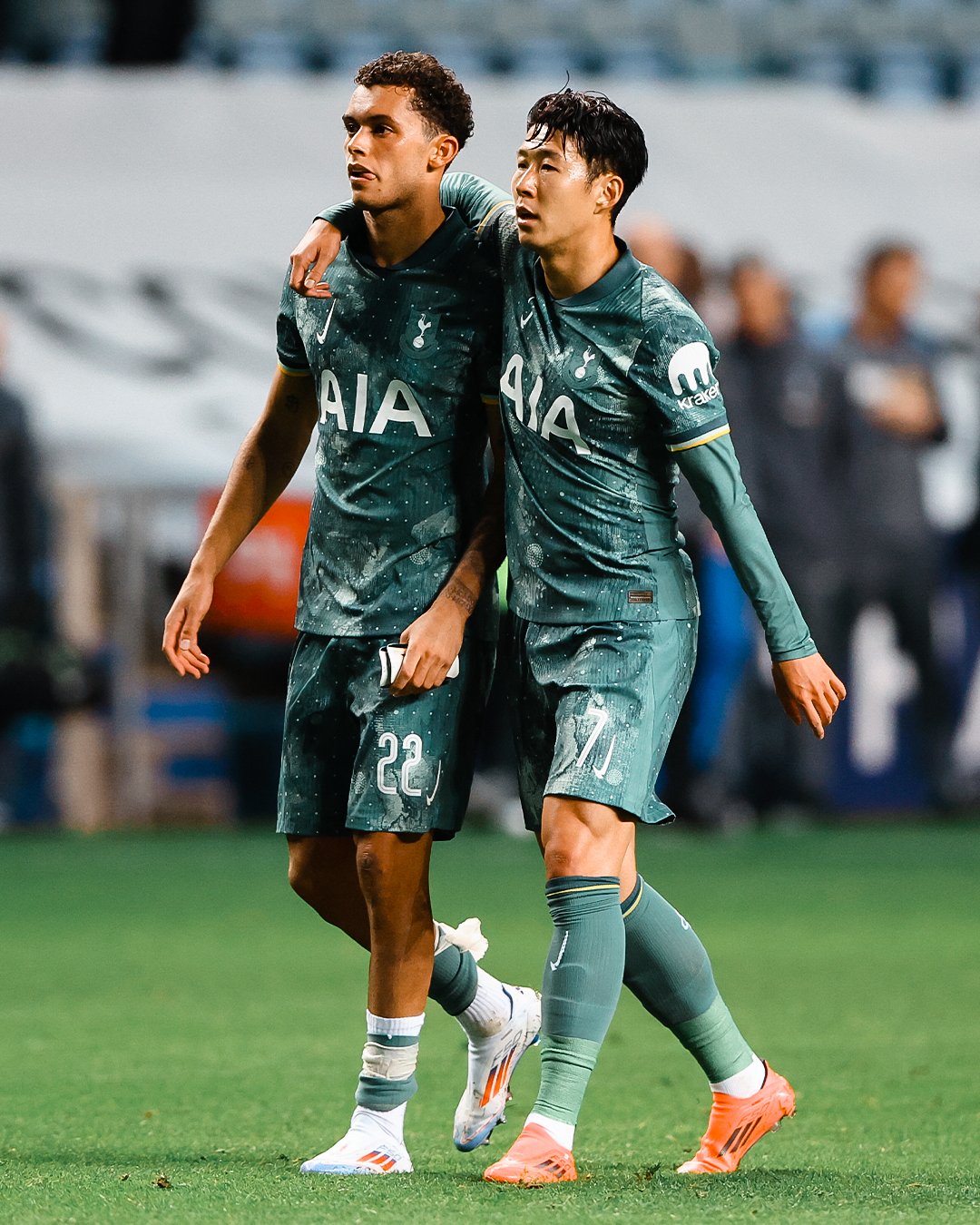 西汉姆联客场战胜对手,保持连胜态势的简单介绍 西汉姆联客场战胜对手,保持连胜态势的简单介绍