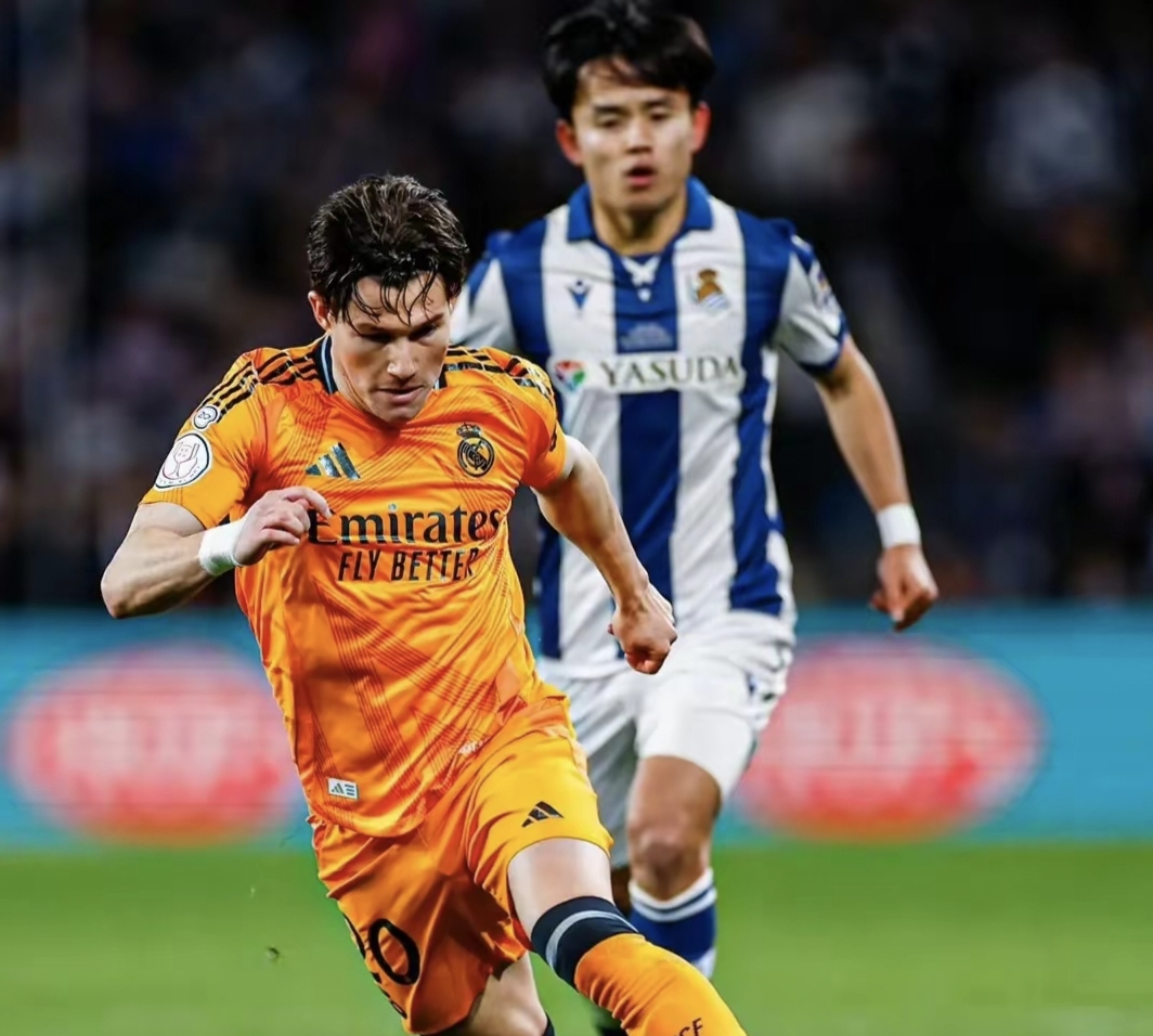 包含国王队球员争相提高竞技水平,为冲击总冠军努力的词条 包含国王队球员争相提高竞技水平,为冲击总冠军努力的词条