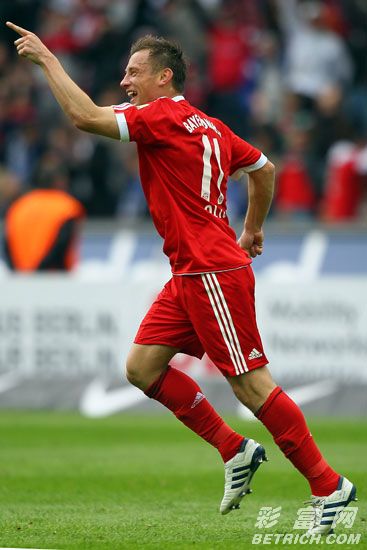 柏林赫塔客场逆袭，建立领先优势