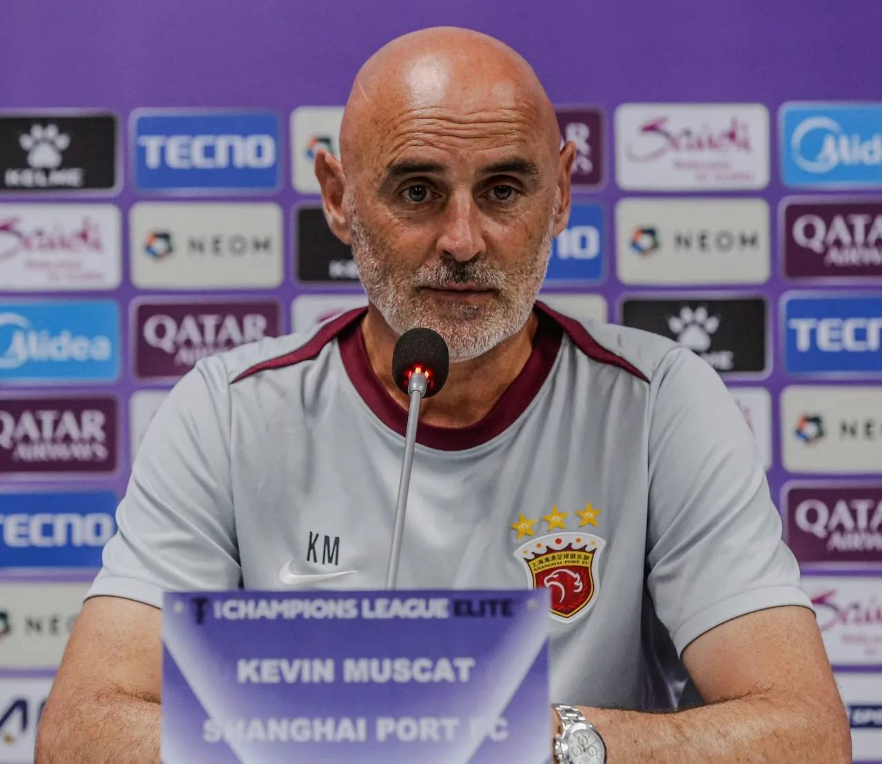 主帅罕见猛烈批评球员,备战重要赛事