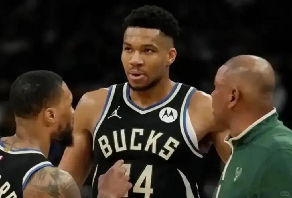 雄鹿队绝地反击，逆转战胜快船队