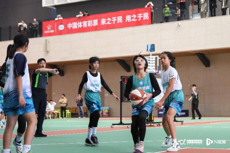 青少年国际篮球赛落幕，中国少年球员获得最佳球员奖的简单介绍