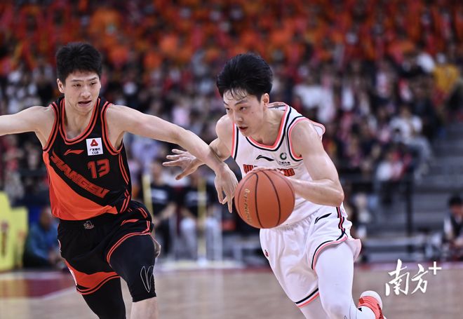 广东队逆转胜辽宁,豪取总决赛首胜的简单介绍