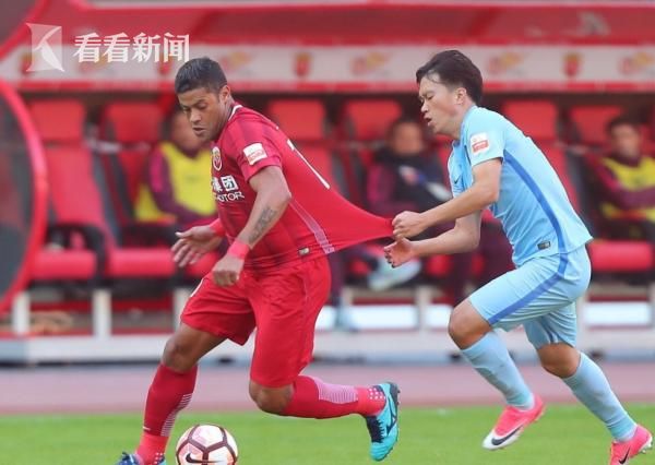 重庆客场不敌苏宁，中超之旅遭遇困境的简单介绍