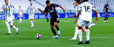 尤文图斯遭遇不利,欧冠出局忧虑