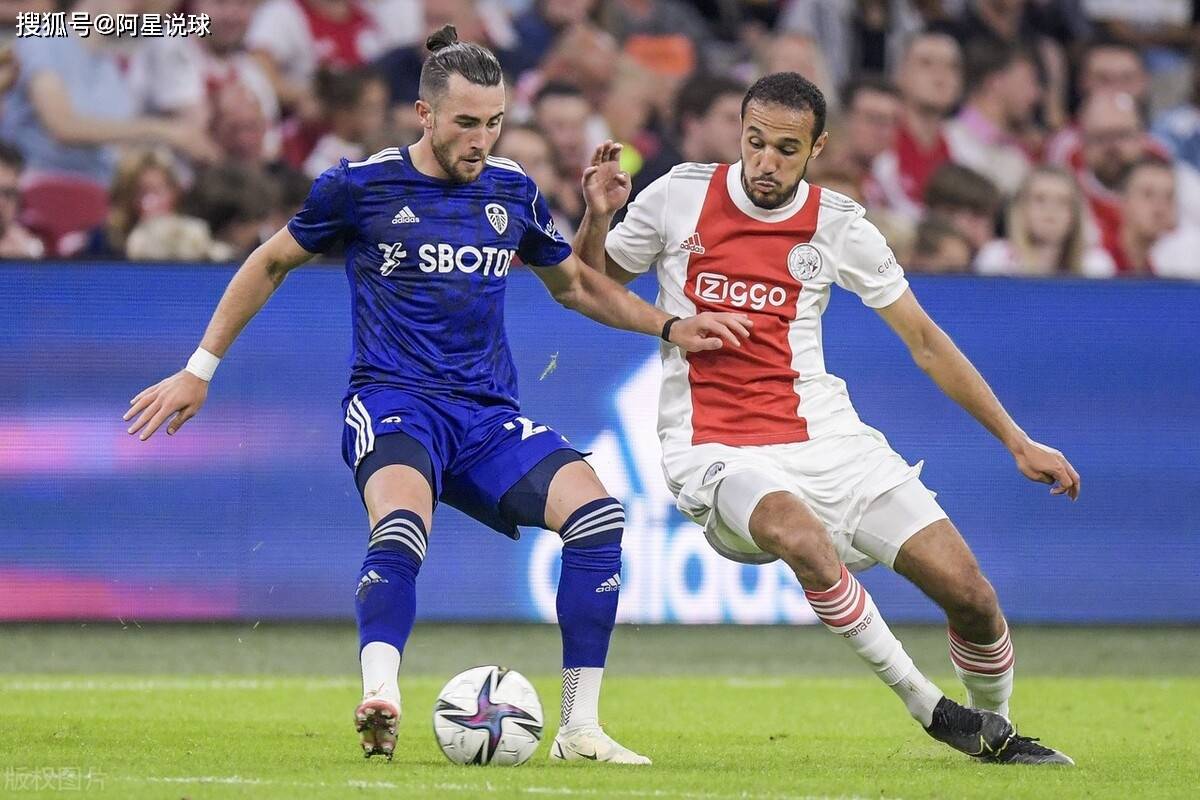 阿贾克斯与南安普顿的较量十分激烈的简单介绍