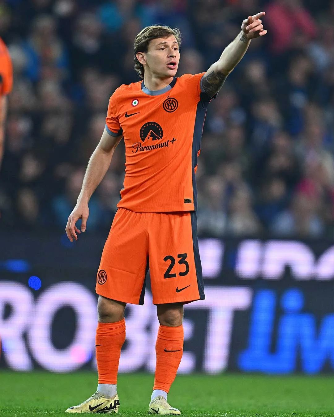 乌迪内斯主场逆转强敌，保持不败