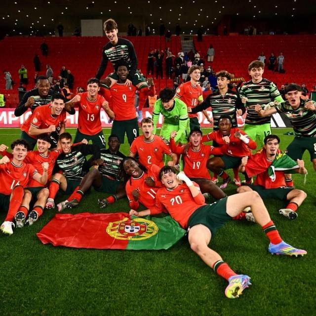 葡萄牙前锋连续破门，成为欧洲杯最佳射手候选