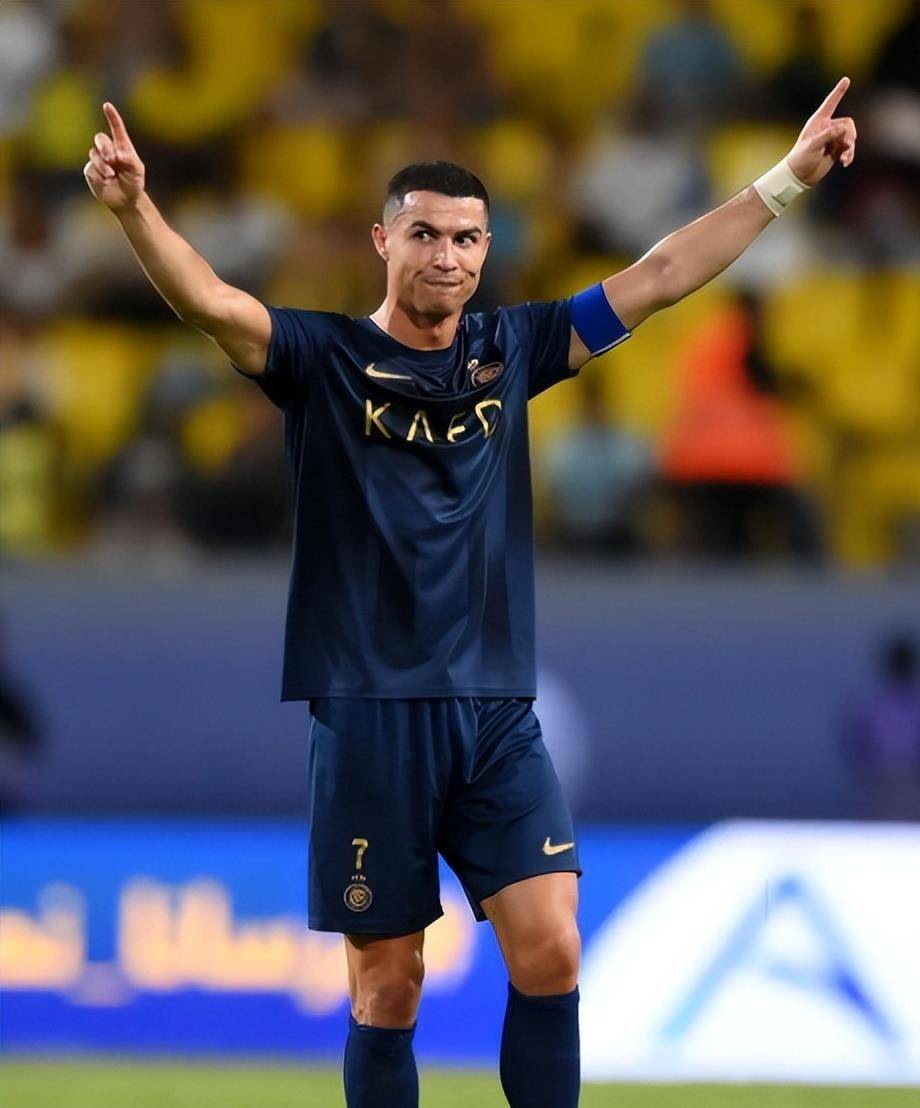 欧冠资深球员退役：终有一场说再见的简单介绍