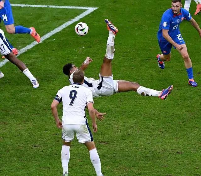 欧洲杯豪门球队交锋，胜利岌岌可危的简单介绍