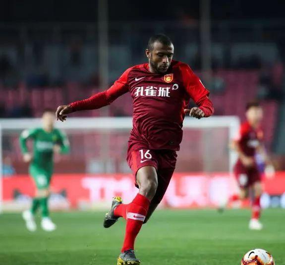 河北华夏幸福主场大胜北京人和，壮大实力的简单介绍